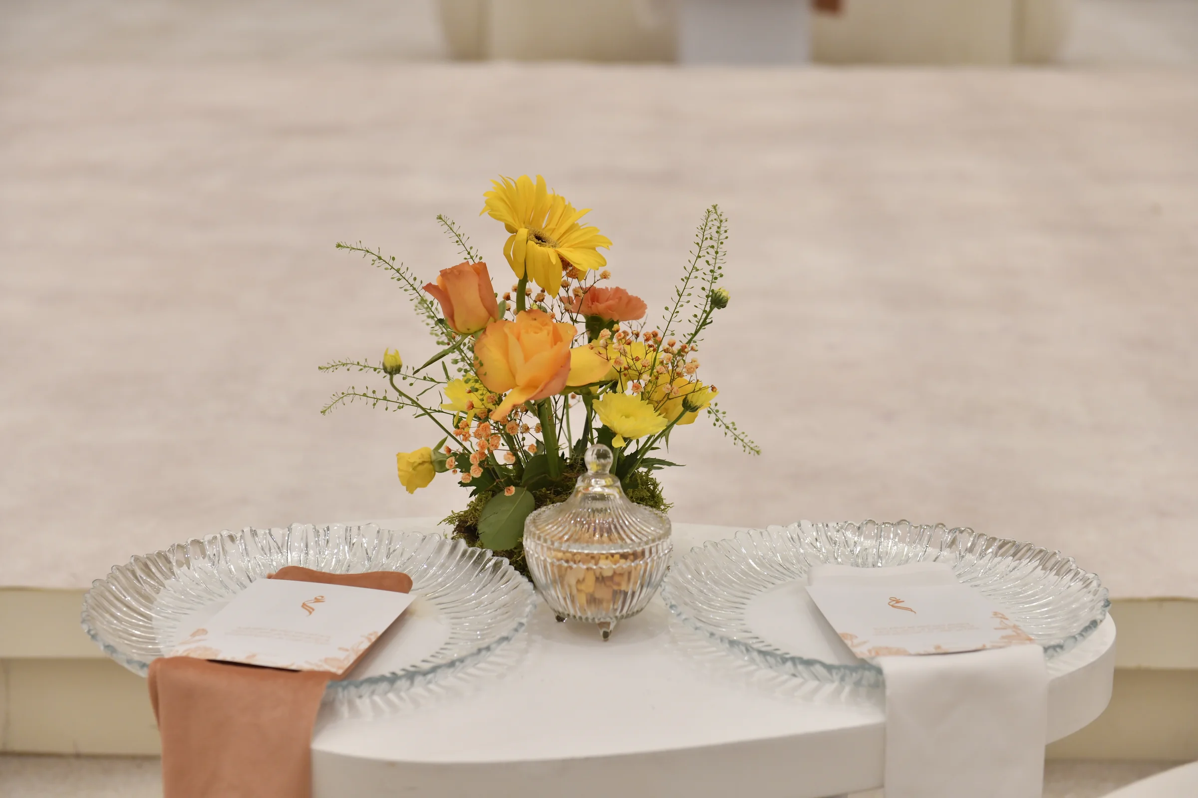 Luxury wedding decoration qatar setup by Al Anaqh