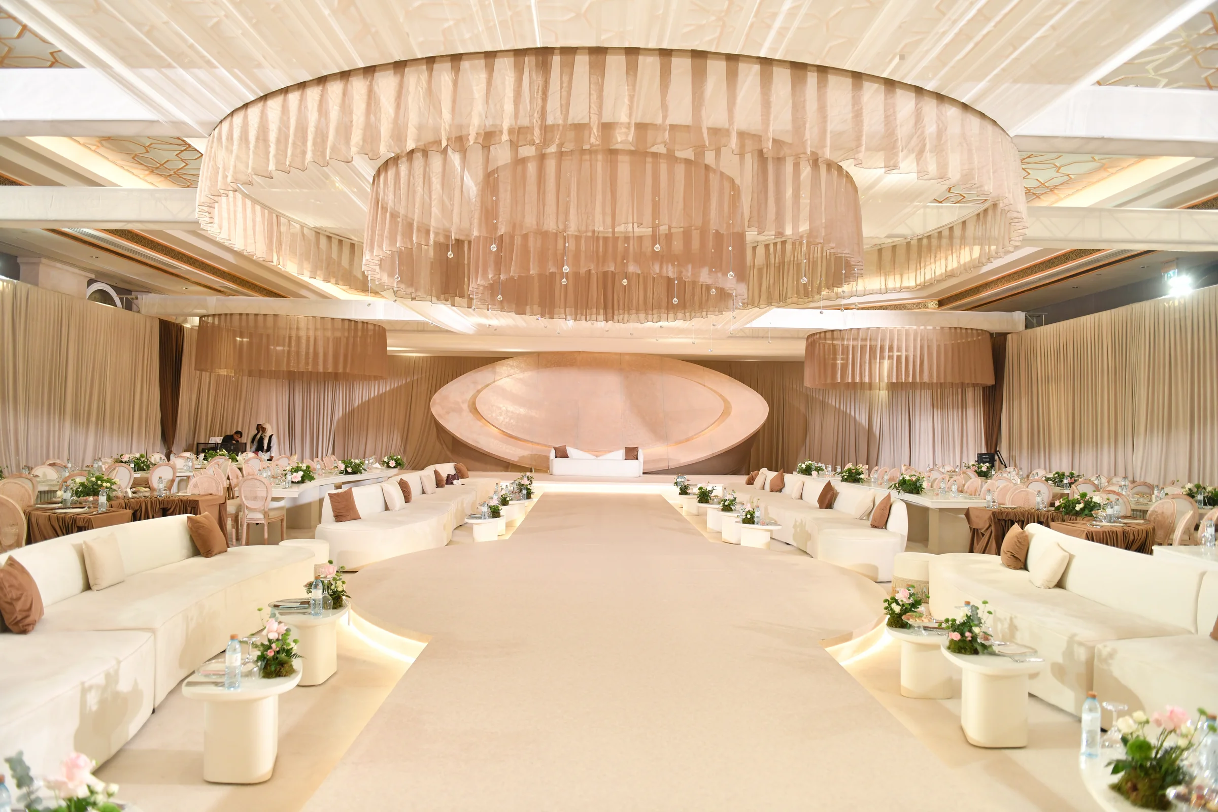 Kosha stage design in Doha for luxury wedding reception