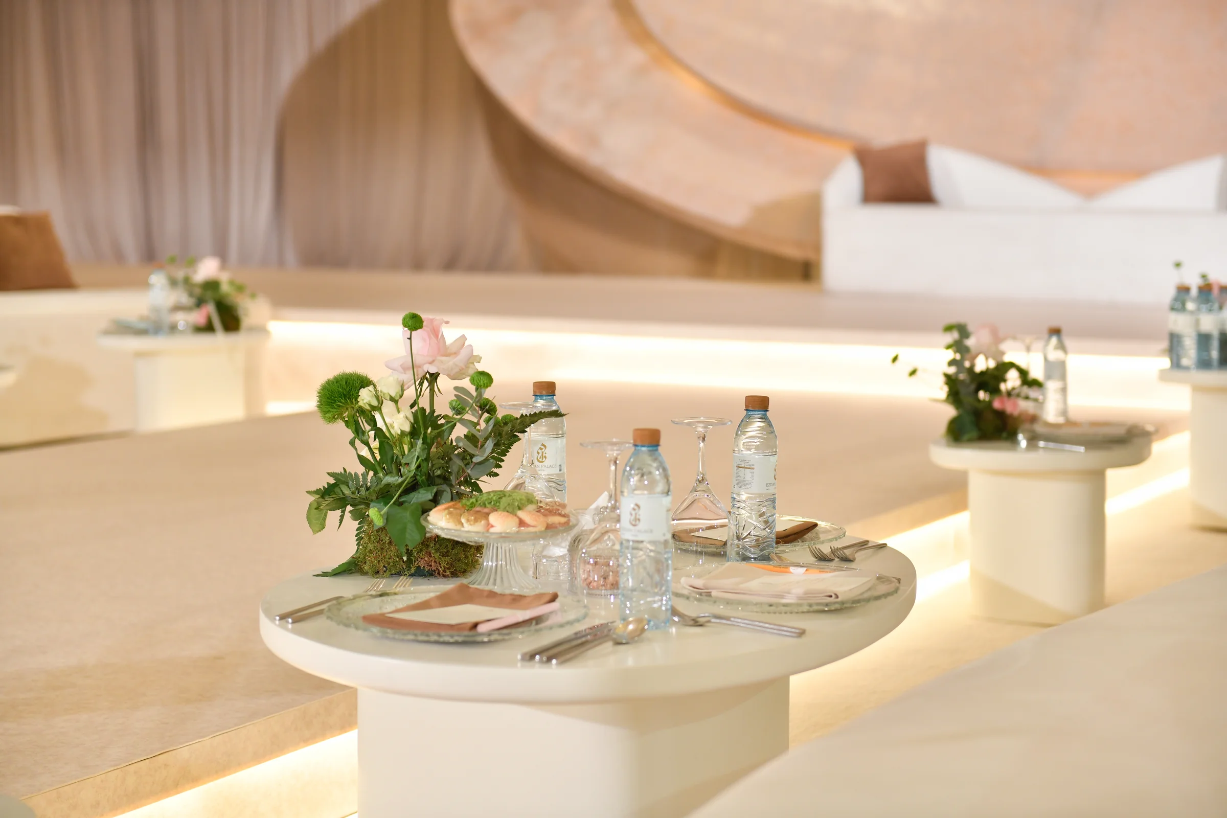Kosha stage design in Doha for luxury wedding reception