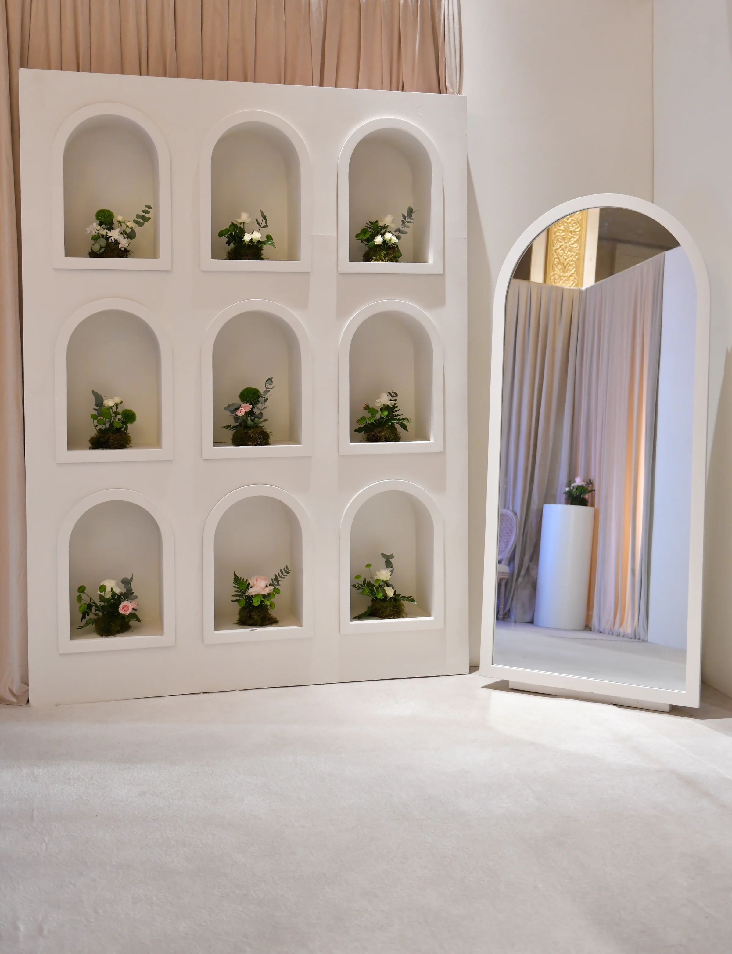 Luxury wedding decoration qatar setup by Al Anaqh