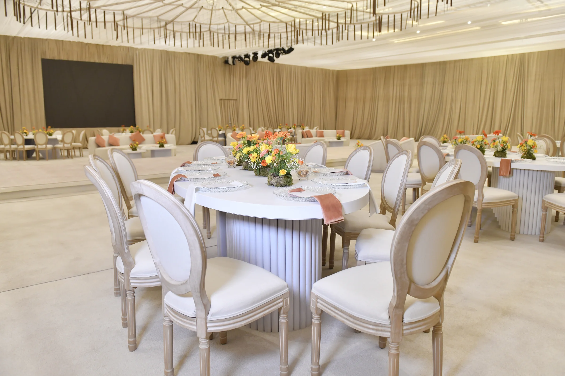 Kosha stage design in Doha for luxury wedding reception