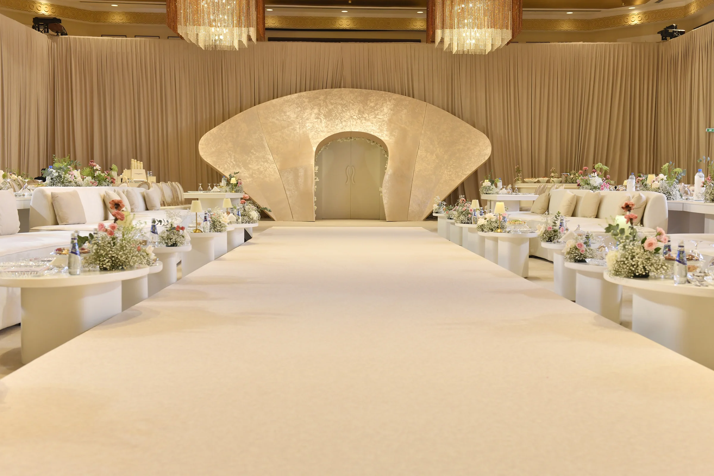 Kosha stage design in Doha for luxury wedding reception
