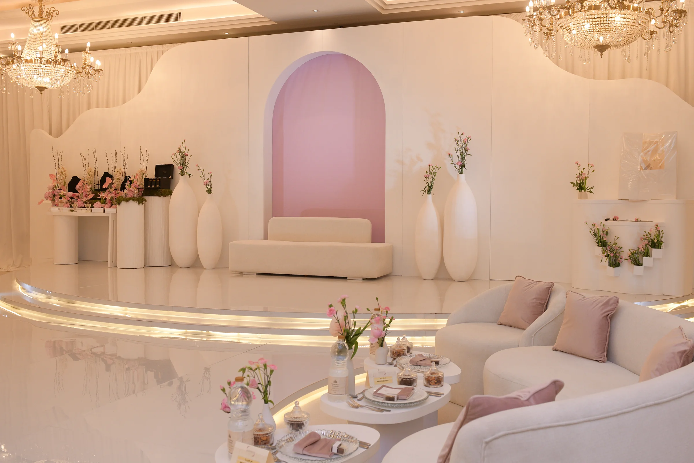 Kosha stage design in Doha for luxury wedding reception