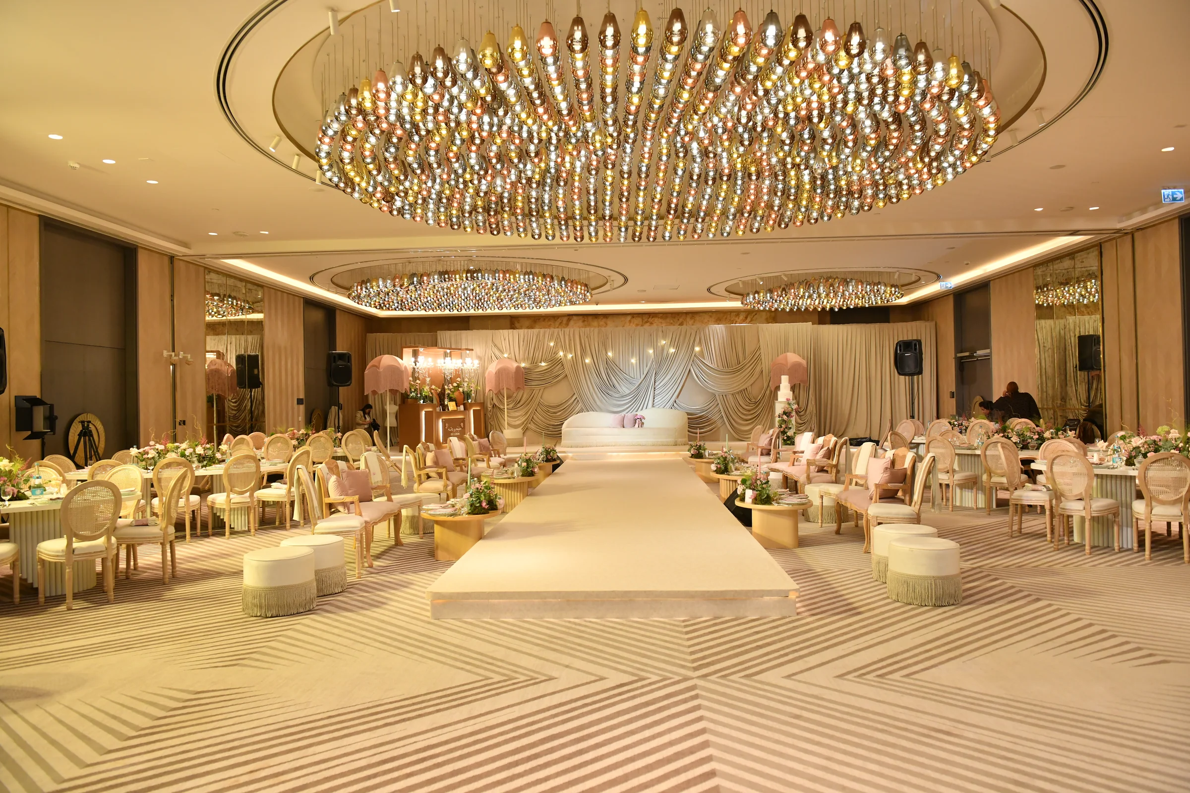 Kosha stage design in Doha for luxury wedding reception