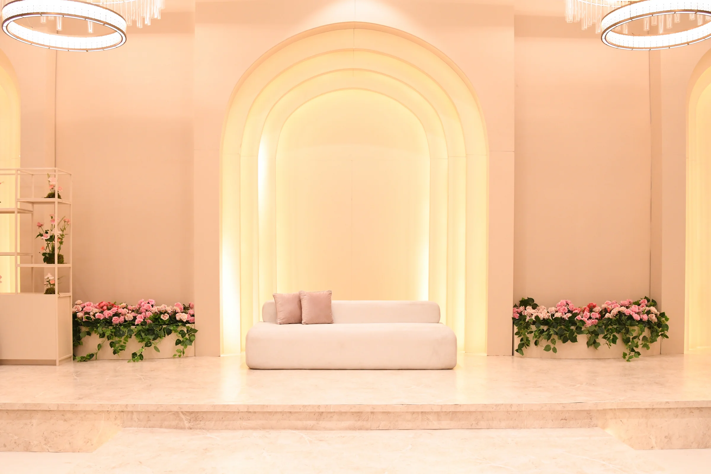 Kosha stage design in Doha for luxury wedding reception