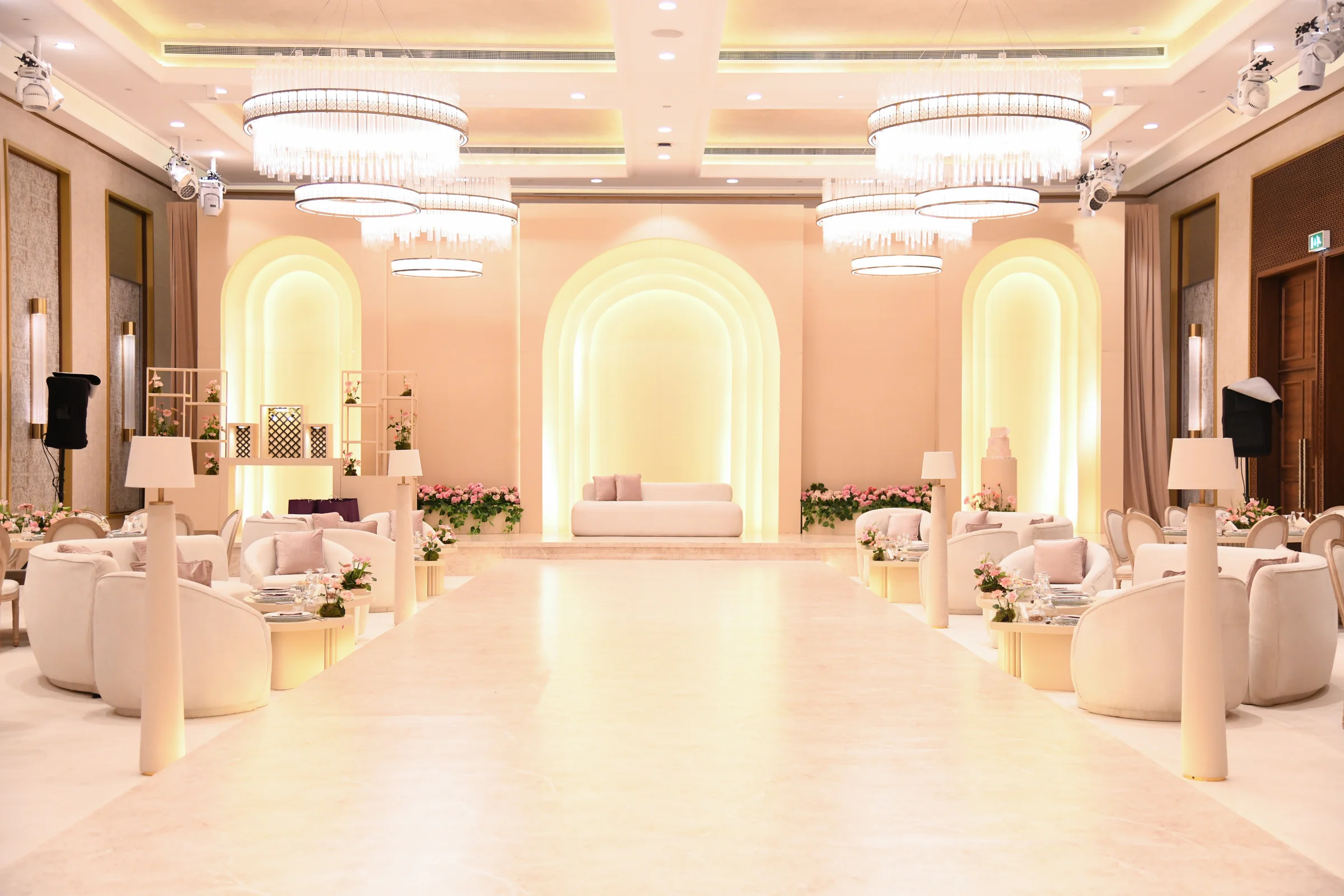 Kosha stage design in Doha for luxury wedding reception