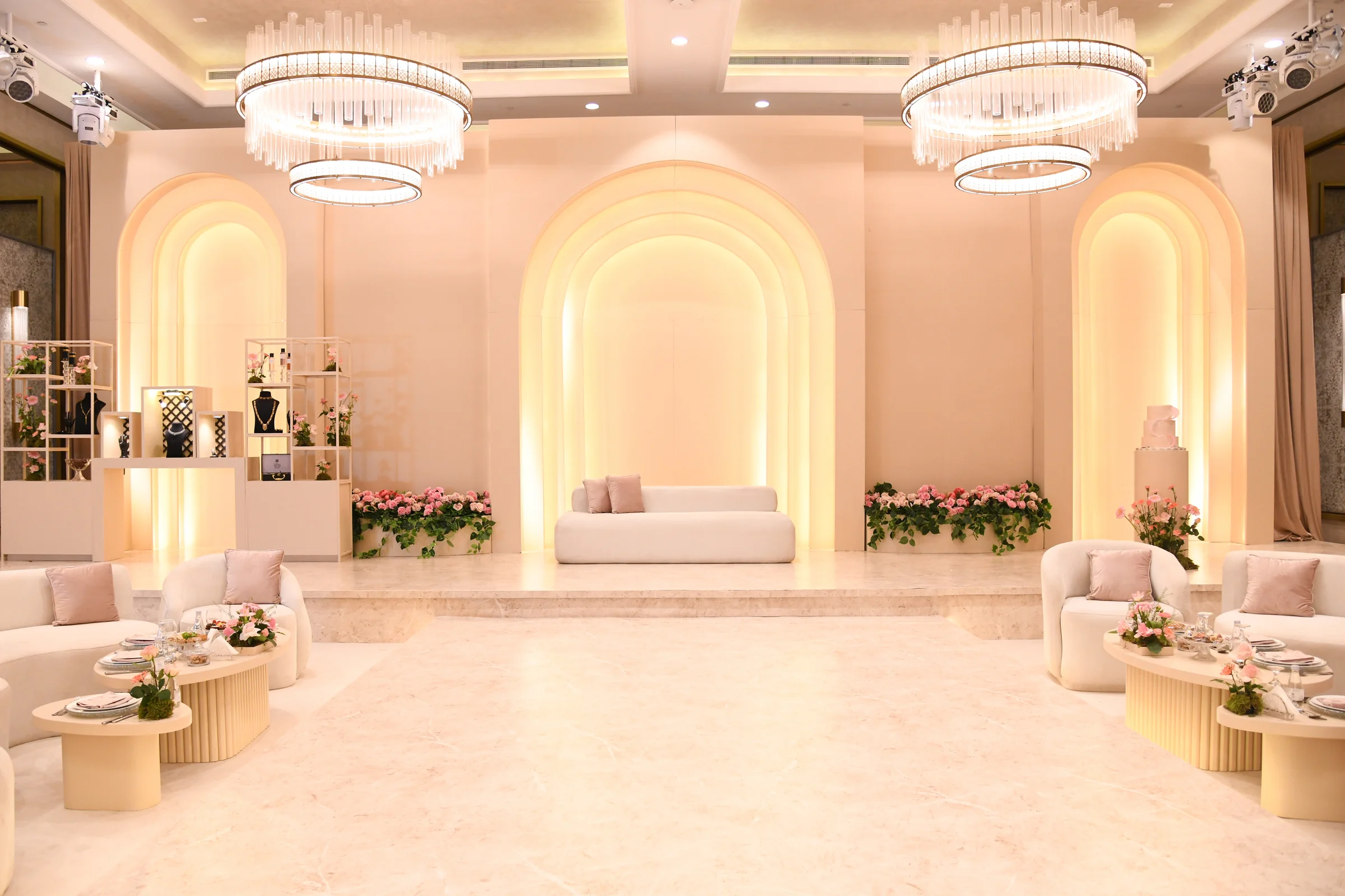 Kosha stage design in Doha for luxury wedding reception